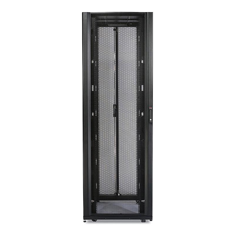 APC NetShelter SX 42U 750 mm de largeur x 1070 mm de profondeur Enveloppe avec côtés Noir - 907 kg. Emballage antichoc